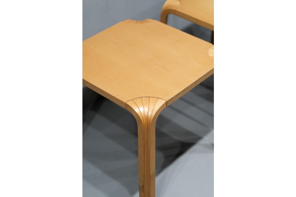 Fan Leg Side Table > TABLES | aim_villa