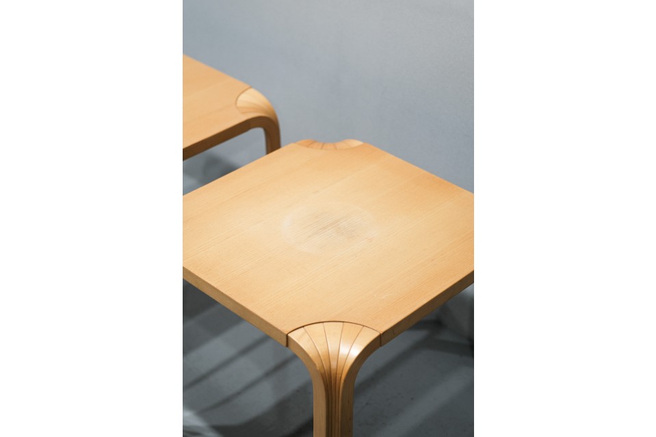 Fan Leg Side Table > TABLES | aim_villa